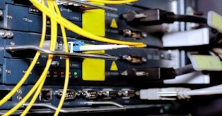 Заказать монтаж сетей в Жигулевске. Обслуживание ПК, ремонт от 318 руб